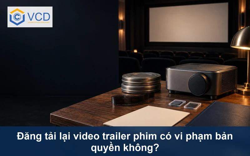 Bàn lưu trữ trailer với máy chiếu, hộp phim, thẻ nhớ và bìa quyền màu navy
